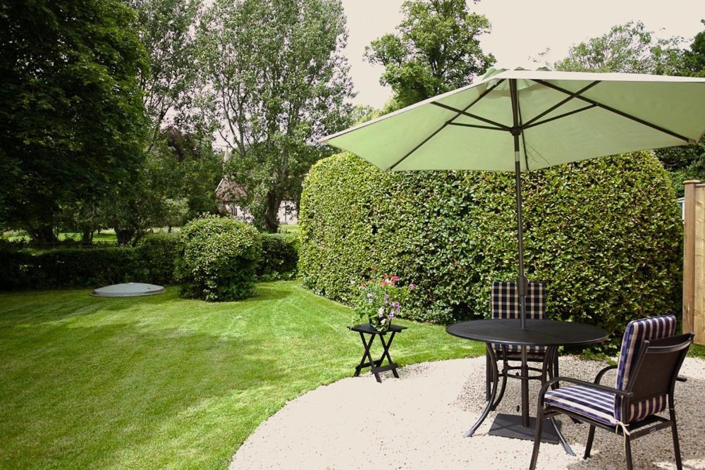 The Old Hop Kiln Barn Bed & Breakfast Petersfield Exterior photo